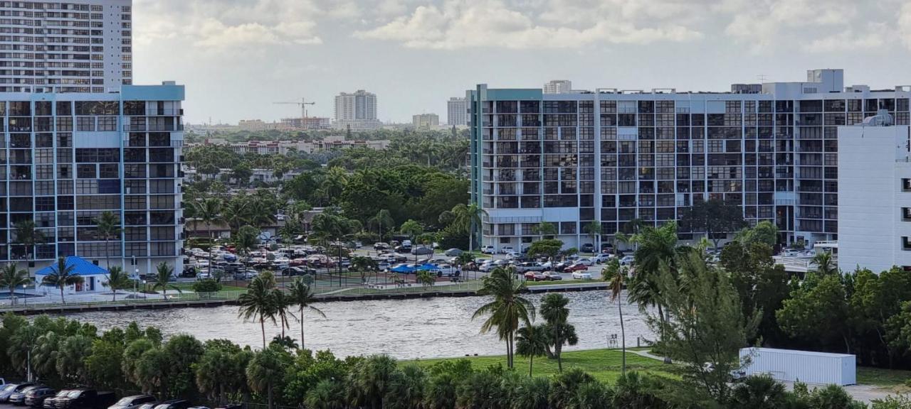 New Luxury Apartment 2Br 2Ba Direct Beach Access Hollywood Exterior foto